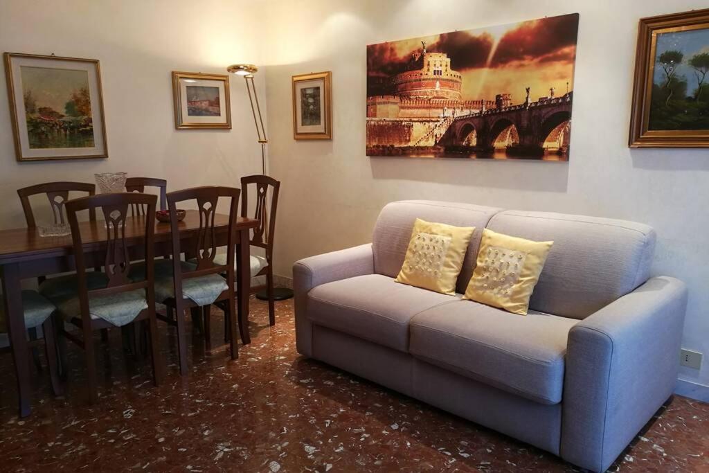 Appartamento Casa Giustino Roma Esterno foto