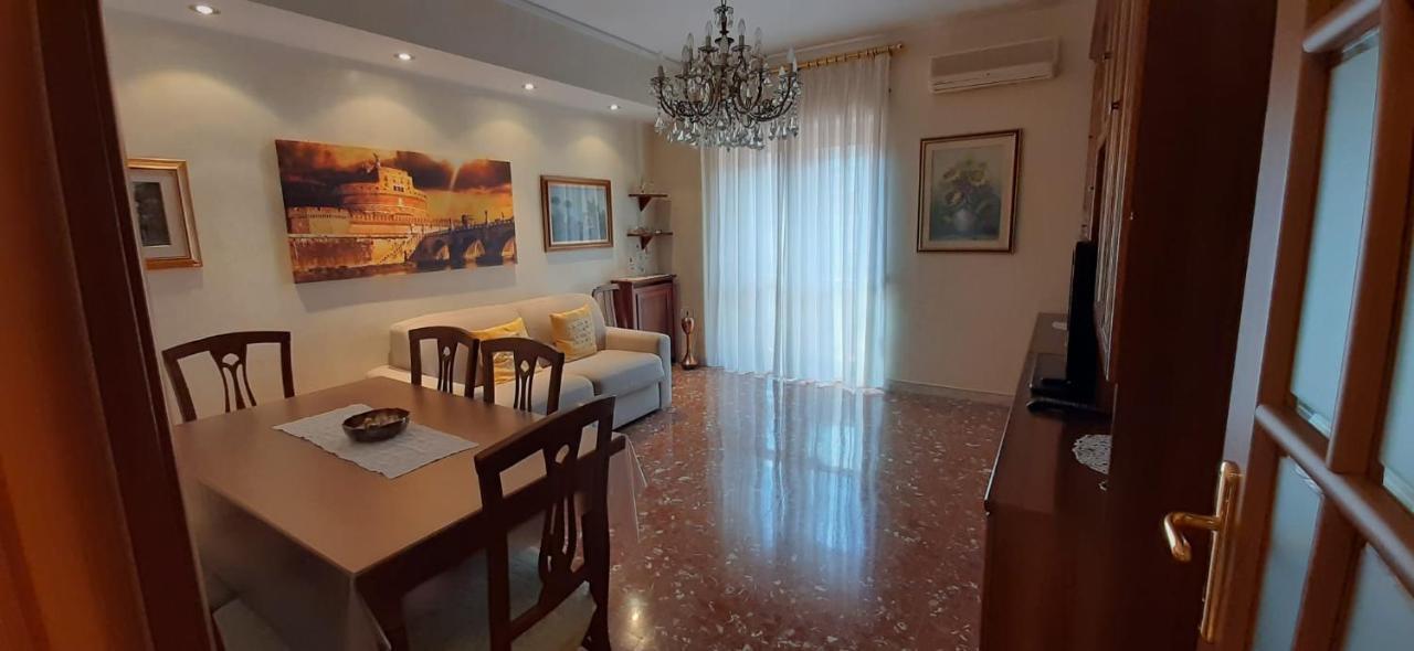 Appartamento Casa Giustino Roma Esterno foto